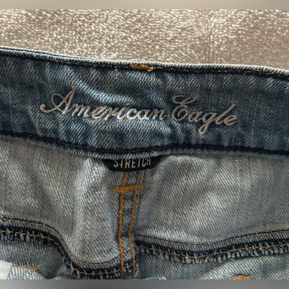 Women's Denim Lace Trim Cut Off Shorts - Picture 2 of 6